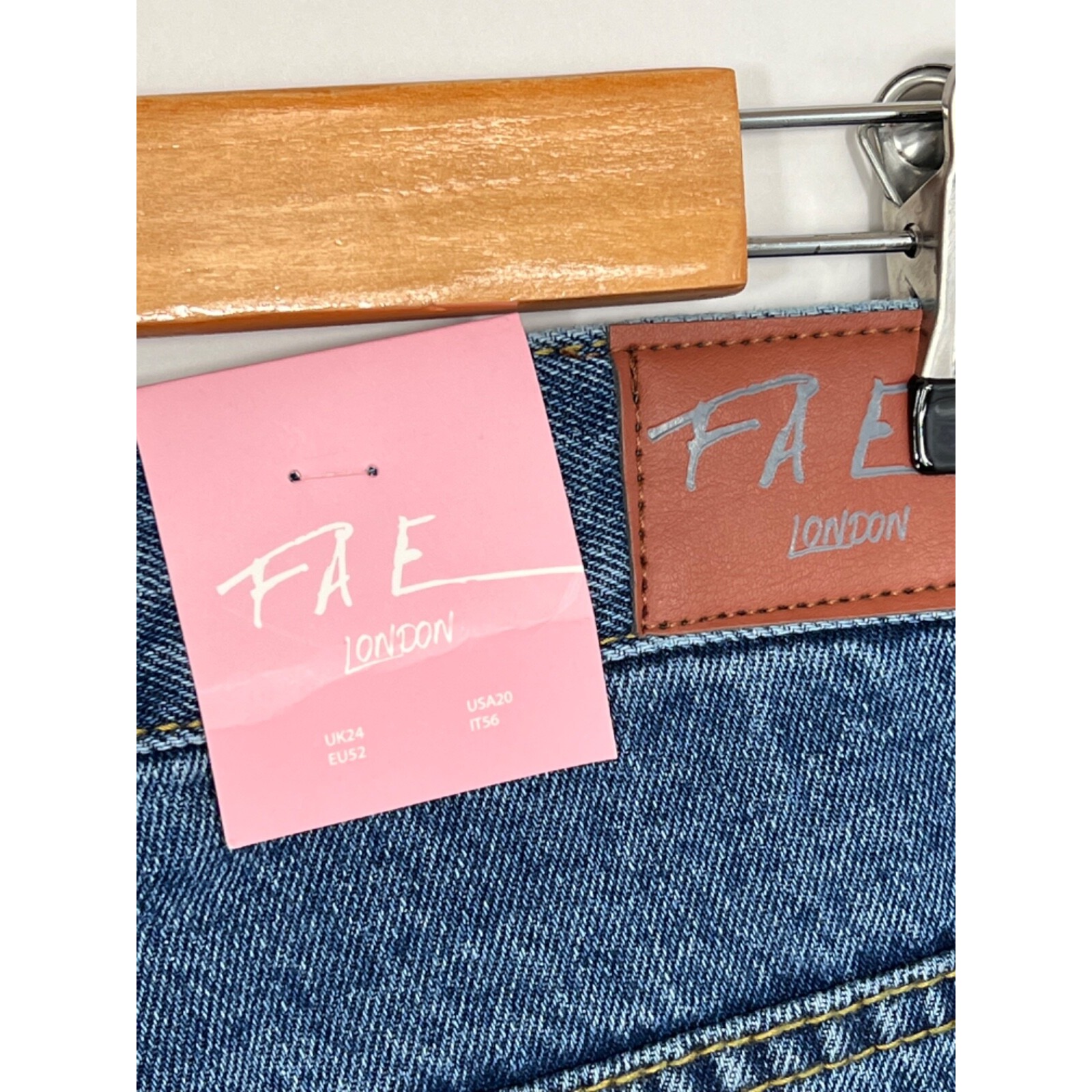 Nwt Fae London Med Wash Hi Rise Straight Ripped Jeans Woman Size Uk24 Us20 — image 3 of 8